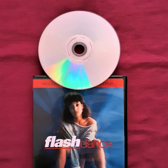 Flashdance WIDESCREEN DVD Collection, Paramount, Special Features, Rated R - Picture 4 of 5